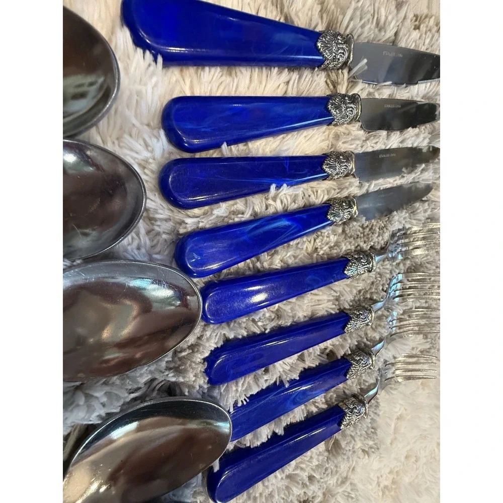 Hampton Silversmiths SAN REMO Royal Blue Handle Stainless Flatware Set 18 Piece
